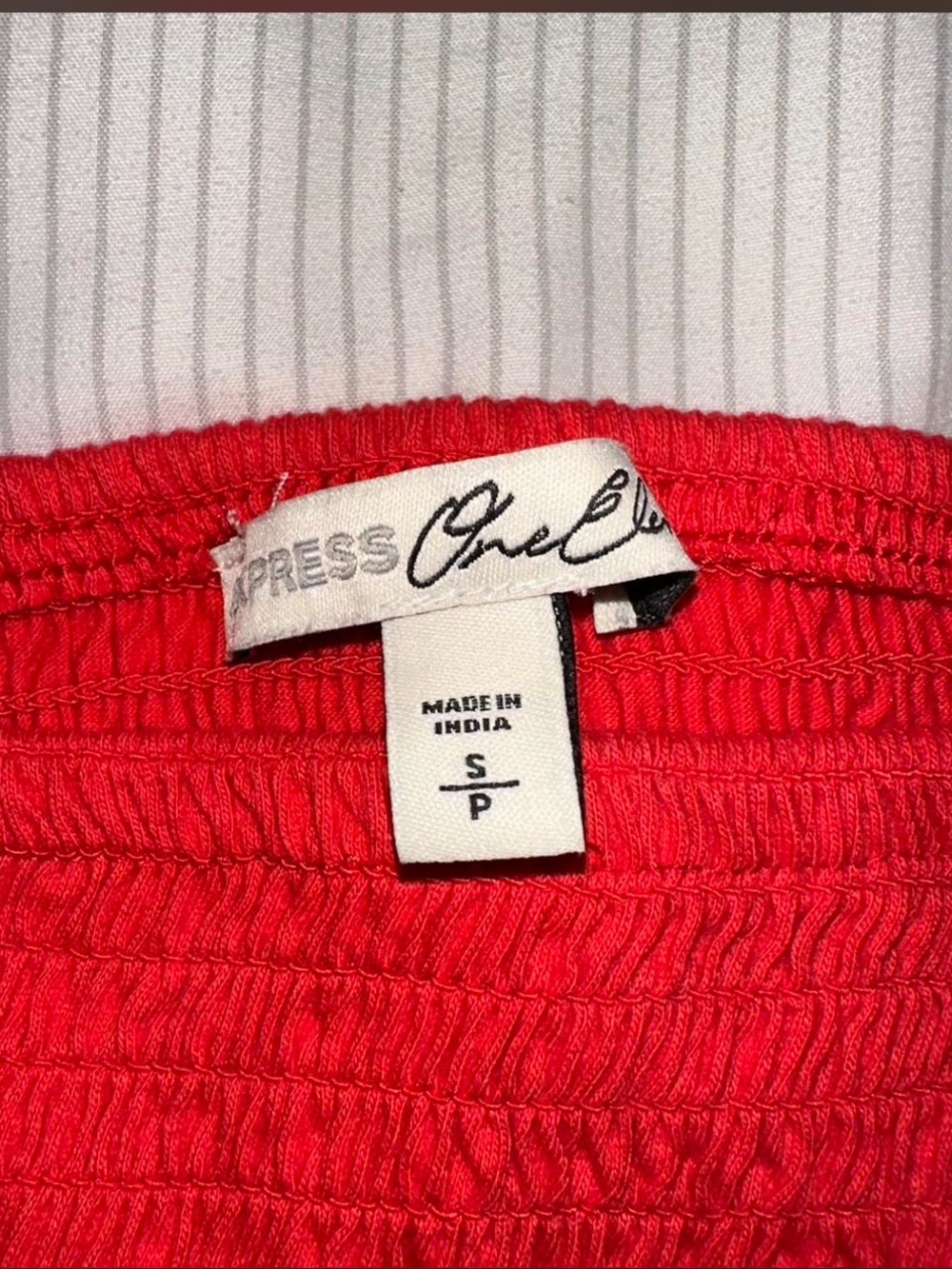 Express Red Ribbed Crop Cami - Picture 3 of 3